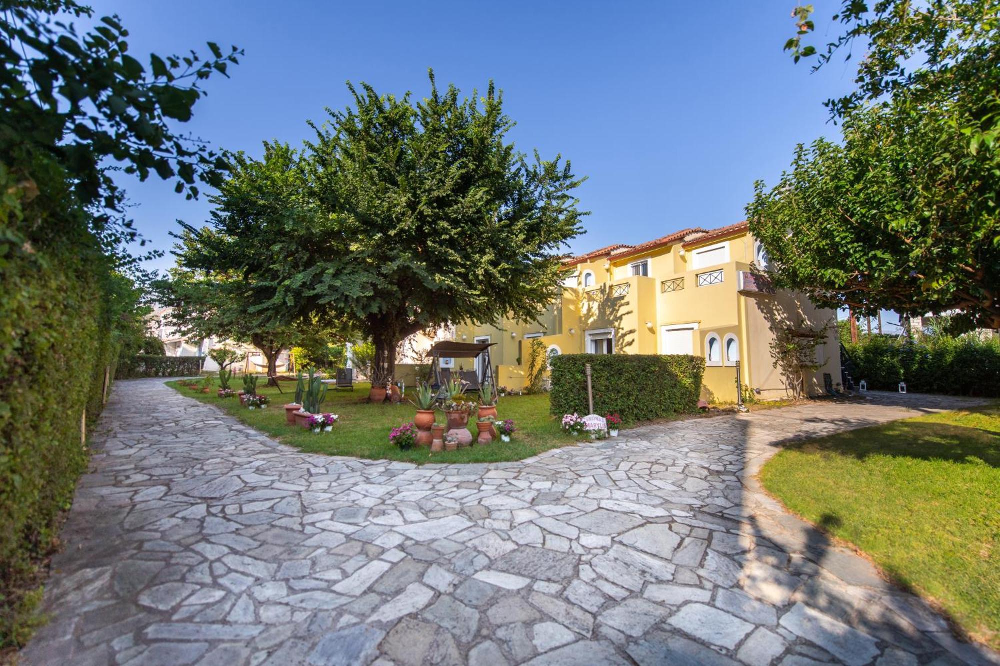 Amarylis Apartments Elaionas  Exterior photo